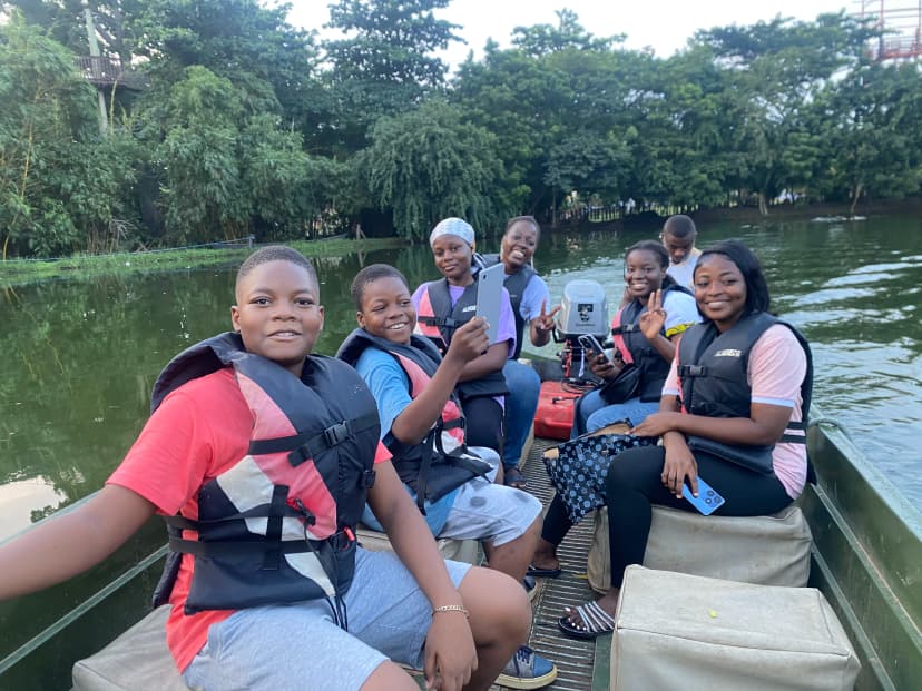 Excursion en bateau sur rivière
